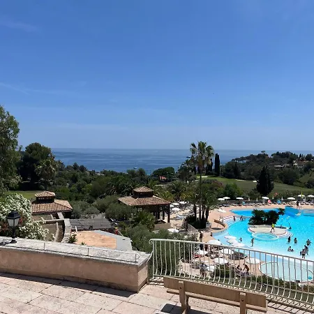 شقة Cap Esterel ,baie D'agay ,vue *
